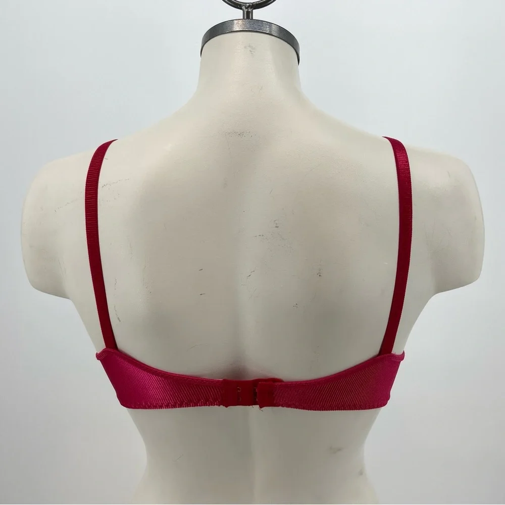 VTG Warner’s Body Beware Bra Red Ribbed Nylon Unlined Undewire Size 36B